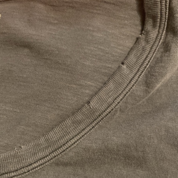 American Eagle Oversized Scoop Next Tee - Picture 4 of 5